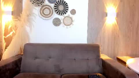 emily_frostt online show from 06/29/26, 11:43