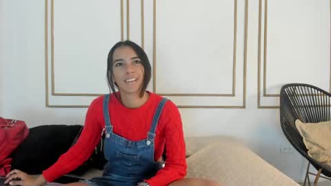 Snapshot of emily_gaviria1 chatting on 04/28/26, 12:10 emily_gaviria1 online show from 04/28/26, 12:10