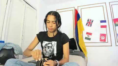 emily_gaviria1 online show from 06/14/26, 12:29