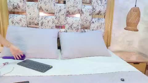 emily_greco online show from 07/08/26, 11:37