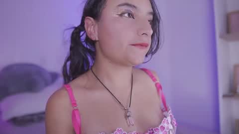 mily online show from 07/04/26, 12:00