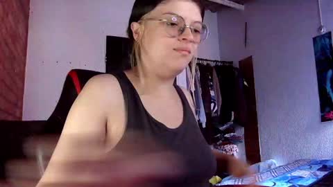 Julieta online show from 01/21/25, 01:54