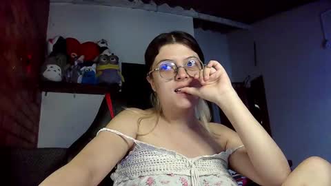Julieta online show from 02/22/25, 02:52