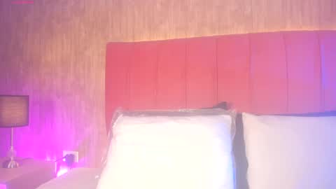 Snapshot of emily_klarence chatting on 04/16/26, 10:45 Emily online show from 04/16/26, 10:45