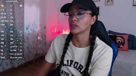 Snapshot of emily_leroy571240 chatting on 10/23/25, 12:15 emily leroy. online show from 10/23/25, 12:15