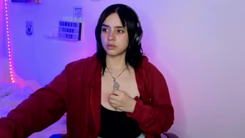 Snapshot of emily_lindey_ chatting on 04/01/26, 06:14 Emily Lindey online show from 04/01/26, 06:14