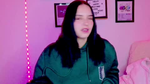 Emily Lindey online show from 07/07/26, 07:23