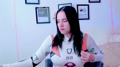 Emily Lindey online show from 07/27/26, 05:53