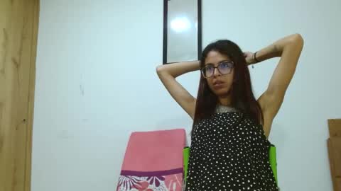 Snapshot of emily_loperaa chatting on 05/29/26, 04:21 Emily online show from 05/29/26, 04:21