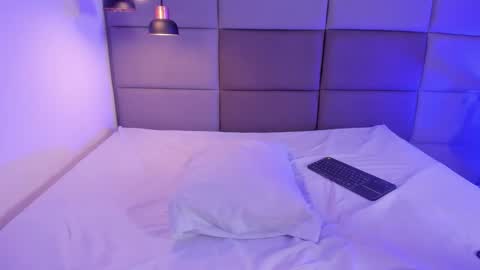 emily_luve online show from 12/02/25, 07:53