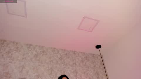emily_luve online show from 06/24/26, 11:42