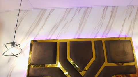     online show from 03/09/25, 02:43