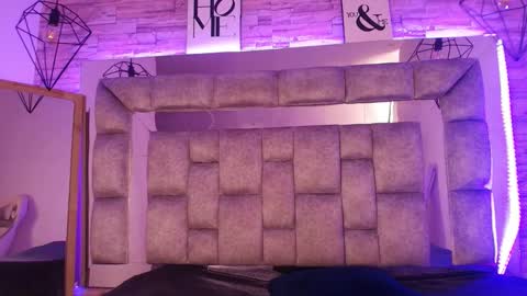     online show from 09/21/25, 11:23