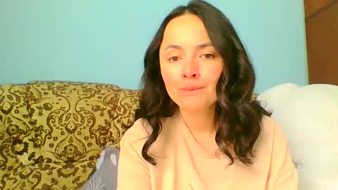emily_morning_dew online show from 02/04/25, 09:38