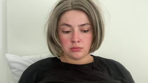 emily_morning_dew online show from 06/22/26, 06:54
