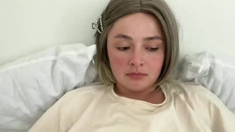 emily_morning_dew online show from 06/23/26, 02:37