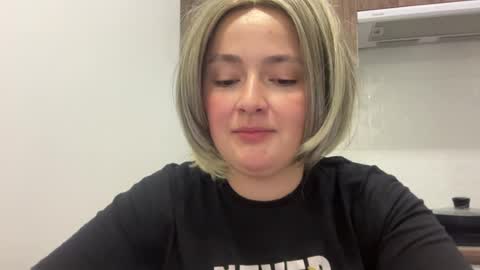 emily_morning_dew online show from 07/09/26, 07:23