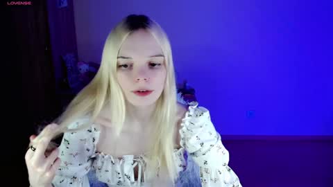 Lia online show from 01/17/25, 10:12