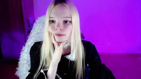 Lia online show from 01/23/25, 09:29