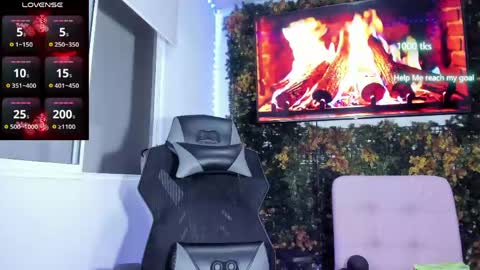 emily_palmeer online show from 05/19/26, 10:21