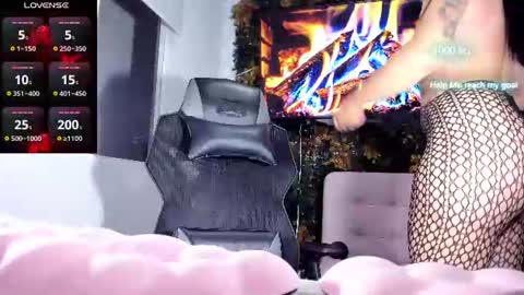emily_palmeer online show from 07/13/26, 09:23