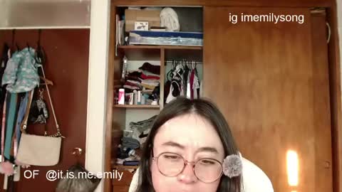 emily_pearl_ online show from 05/16/26, 07:45