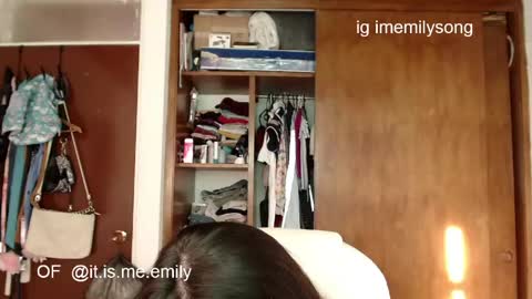 emily_pearl_ online show from 05/16/26, 07:56