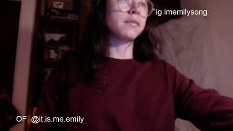 emily_pearl_ online show from 05/25/26, 09:15