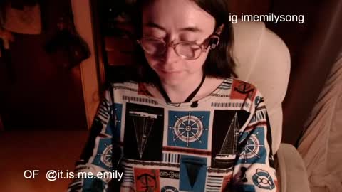 emily_pearl_ online show from 05/27/26, 01:57