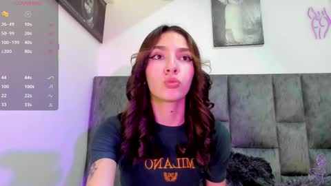 Snapshot of emily_pons chatting on 06/03/26, 10:48 Emi online show from 06/03/26, 10:48