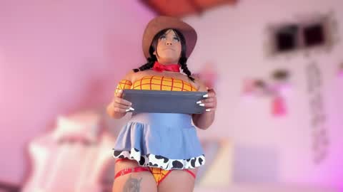 Snapshot of emily_restrepoo chatting on 04/22/26, 05:43 Emily online show from 04/22/26, 05:43