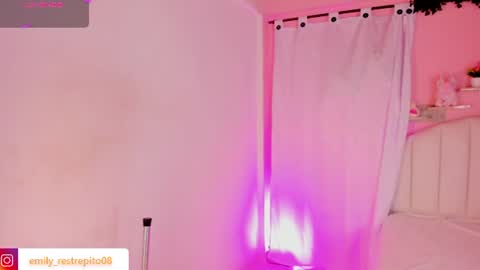 Snapshot of emily_restrepoo chatting on 07/02/26, 05:13 Emily online show from 07/02/26, 05:13