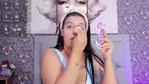 Snapshot of emily_rivera78 chatting on 11/18/25, 03:12 Emily online show from 11/18/25, 03:12