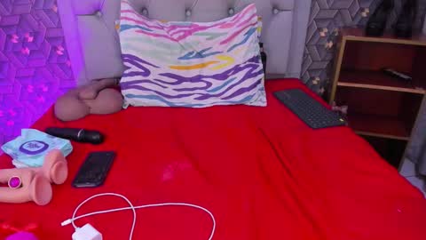 Snapshot of emily_rivera78 chatting on 02/19/26, 12:17 Emily online show from 02/19/26, 12:17