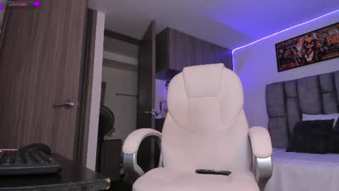 Natalia online show from 06/30/26, 05:25