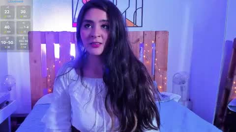 Snapshot of emily_sartre chatting on 04/24/26, 08:55 Emilly online show from 04/24/26, 08:55