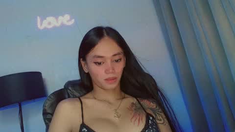 emily_sexyslut online show from 12/06/24, 09:32