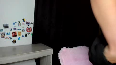 emily_vader online show from 01/15/25, 02:49