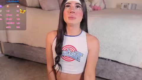 Emily. online show from 06/11/26, 02:53
