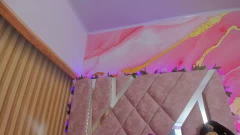 emily_velvet_ online show from 07/11/26, 06:43