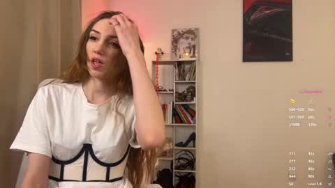 Snapshot of emily_w0w_ chatting on 03/07/26, 05:37 Lia online show from 03/07/26, 05:37