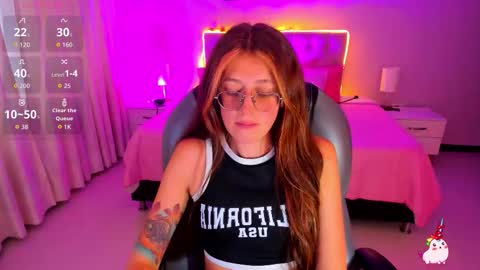 emily_warren__ online show from 01/08/26, 08:55