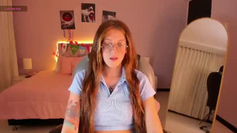 emily_warren__ online show from 06/24/26, 08:30