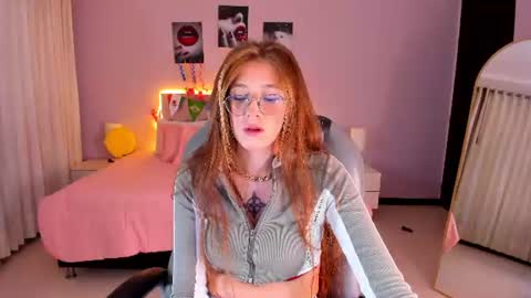 emily_warren__ online show from 07/10/26, 08:11