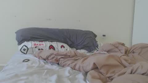 Emily online show from 09/21/25, 10:33