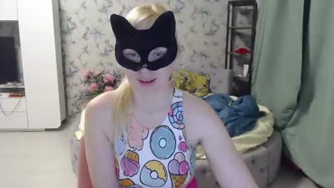 Emily online show from 07/22/26, 07:16