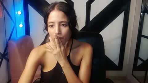 EMILY  online show from 05/04/26, 06:48