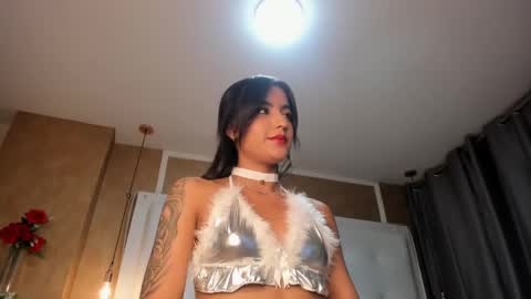 emilyadams0 online show from 02/12/25, 09:54