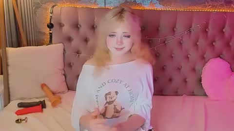 Baby Emelli online show from 06/11/26, 06:55