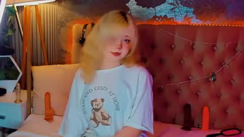 Baby Emelli online show from 07/09/26, 06:50